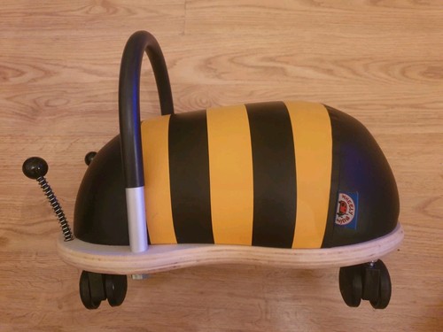 Bumble bee ride wheely - ride, by
