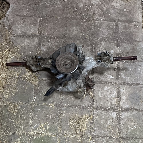 Hydrostatic lawn tractor - lawn,